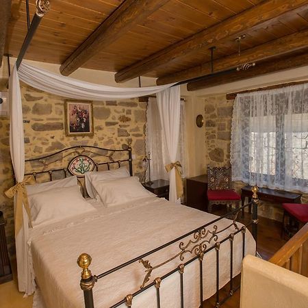Apartmán Kritikies1 Pitsidia Exteriér fotografie